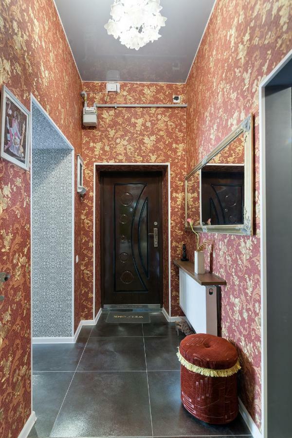 Delux Leopolli Apartments Near Shopping Mall Forum Lviv Bagian luar foto