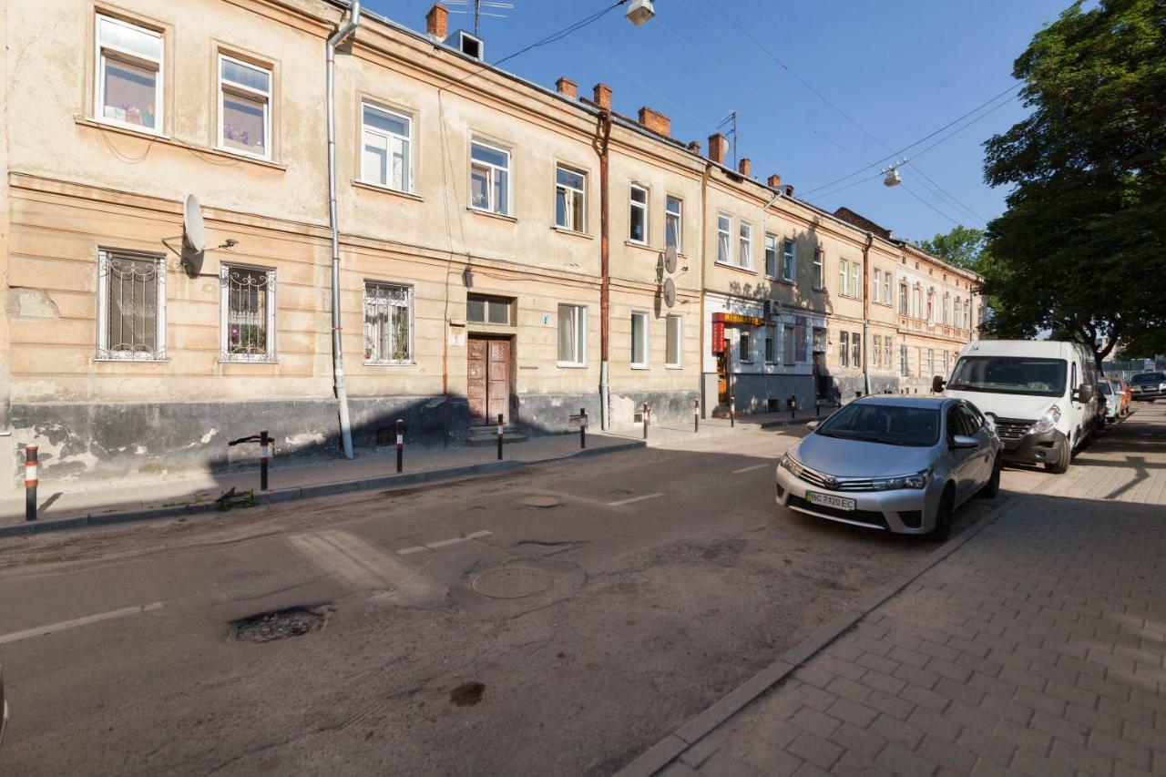 Delux Leopolli Apartments Near Shopping Mall Forum Lviv Bagian luar foto